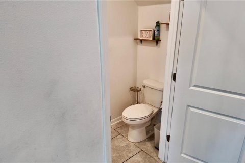 Casa en venta en Winter Haven, Florida, 5 dormitorios, 209.4 m2 № 1915219 - foto 20