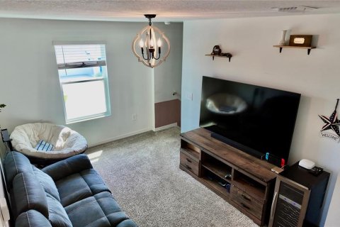 Casa en venta en Winter Haven, Florida, 5 dormitorios, 209.4 m2 № 1915219 - foto 24