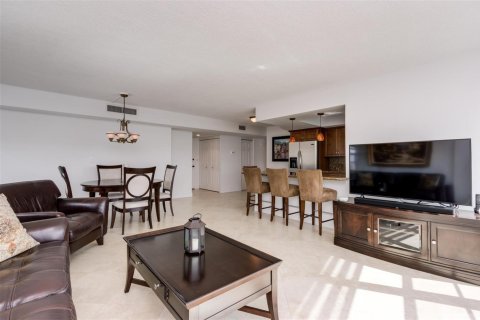 Condo in Fort Lauderdale, Florida, 2 bedrooms № 2185065 - photo 27