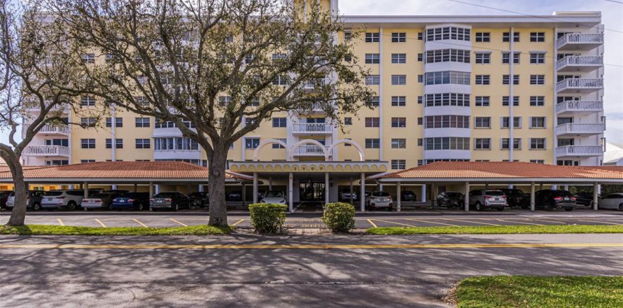 Condo in Fort Lauderdale, Florida, 2 bedrooms № 2185065