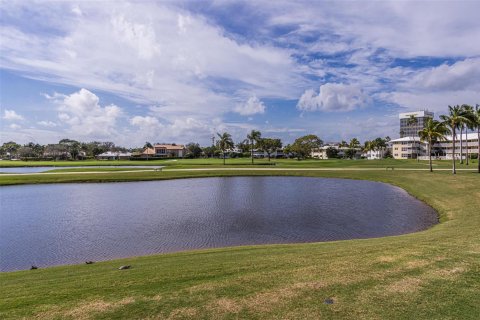 Condo in Fort Lauderdale, Florida, 2 bedrooms № 2185065 - photo 4