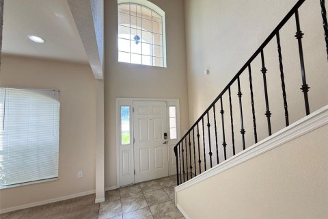 Villa ou maison à louer à Winter Haven, Floride: 5 chambres, 224.73 m2 № 2383696 - photo 5
