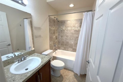 Villa ou maison à louer à Winter Haven, Floride: 5 chambres, 224.73 m2 № 2383696 - photo 15