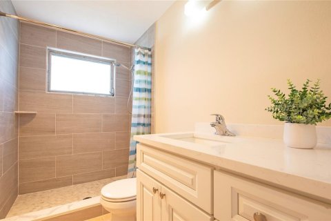 Condo in Gulfport, Florida, 2 bedrooms  № 2094144 - photo 8