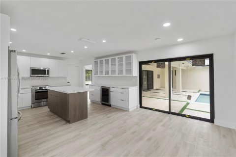 Casa en venta en Palmetto Bay, Florida, 4 dormitorios, 216.65 m2 № 1695688 - foto 10