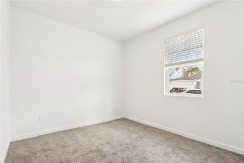 House in Palm Coast, Florida 3 bedrooms, 138.52 sq.m. № 1286624 - photo 13
