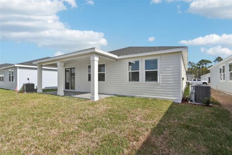 House in Palm Coast, Florida 3 bedrooms, 138.52 sq.m. № 1286624 - photo 25