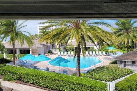Copropriété à vendre à Sarasota, Floride: 2 chambres, 99.87 m2 № 736838 - photo 30