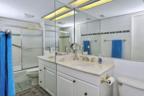 Copropriété à vendre à Sarasota, Floride: 2 chambres, 99.87 m2 № 736838 - photo 20