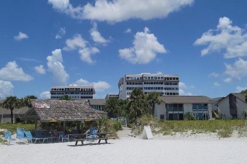 Copropriété à vendre à Sarasota, Floride: 2 chambres, 99.87 m2 № 736838 - photo 9