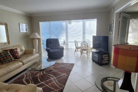 Copropriété à vendre à Sarasota, Floride: 2 chambres, 99.87 m2 № 736838 - photo 14
