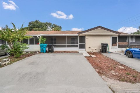 Adosado en Orlando, Florida 2 dormitorios, 81.01 m2 № 2105654
