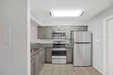 Townhouse in Orlando, Florida 2 bedrooms, 81.01 sq.m. № 2105654 - photo 3