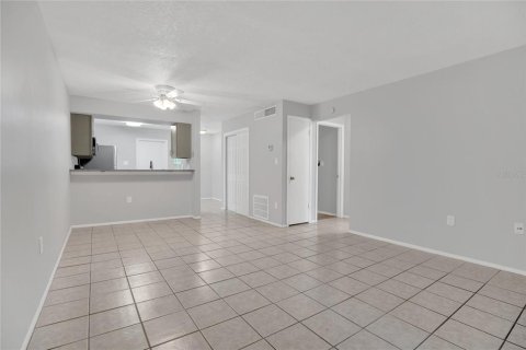 Townhouse in Orlando, Florida 2 bedrooms, 81.01 sq.m. № 2105654 - photo 6