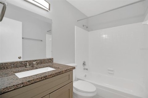Townhouse in Orlando, Florida 2 bedrooms, 81.01 sq.m. № 2105654 - photo 8