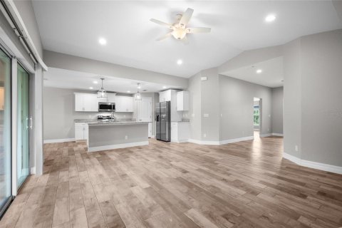 Villa ou maison à vendre à Rotonda, Floride: 3 chambres, 148.74 m2 № 2294544 - photo 10