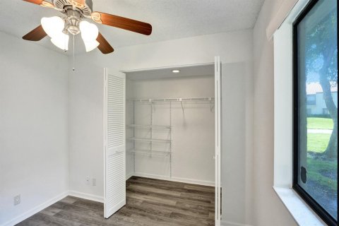 Condo in Boynton Beach, Florida, 2 bedrooms № 2188964 - photo 5