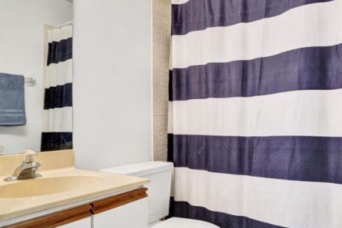 Condo in Boynton Beach, Florida, 2 bedrooms № 2188964 - photo 11