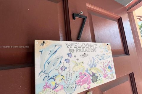 Снять в аренду квартиру в Майами, Флорида 2 спальни, 74.32м2, № 1956108 - фото 2