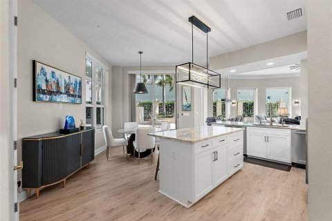 Condo in Saint Petersburg, Florida, 3 bedrooms  № 1773386 - photo 8