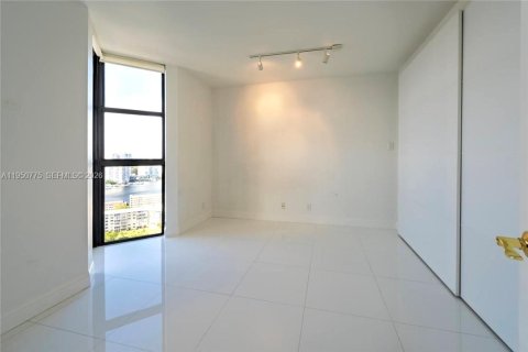 Condominio en alquiler en Aventura, Florida, 2 dormitorios, 120.77 m2 № 2009401 - foto 24