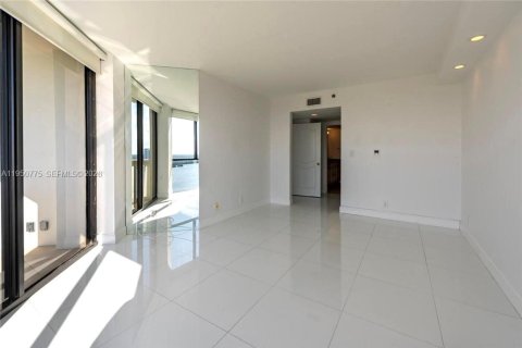 Condominio en alquiler en Aventura, Florida, 2 dormitorios, 120.77 m2 № 2009401 - foto 10
