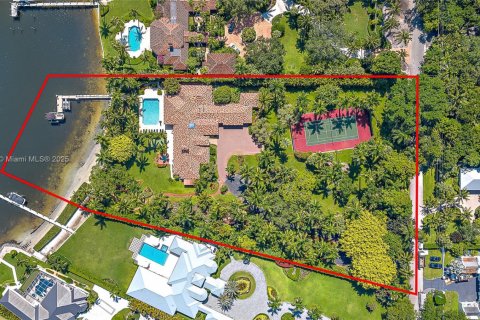 House in Jupiter, Florida 5 bedrooms, 617.24 sq.m. № 1852043 - photo 2