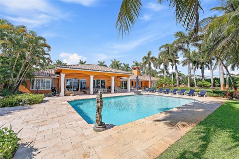 House in Jupiter, Florida 5 bedrooms, 617.24 sq.m. № 1852043 - photo 9
