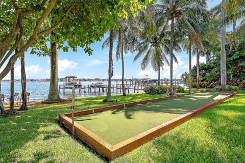 House in Jupiter, Florida 5 bedrooms, 617.24 sq.m. № 1852043 - photo 6