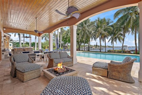 House in Jupiter, Florida 5 bedrooms, 617.24 sq.m. № 1852043 - photo 16