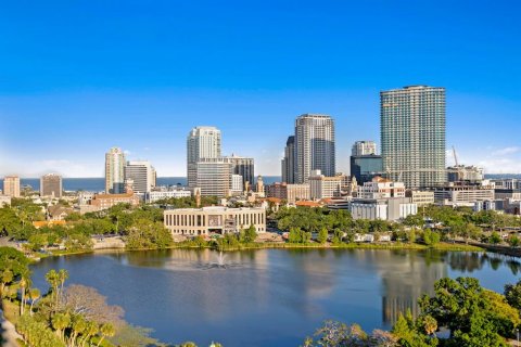 Condo à Saint Petersburg, Floride, 3 chambres  № 2413632