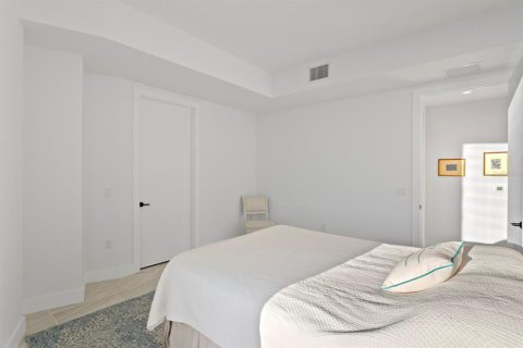 Copropriété à vendre à Saint Petersburg, Floride: 3 chambres, 197.6 m2 № 2413632 - photo 10