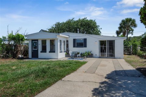 House in Ormond Beach, Florida 3 bedrooms, 106.47 sq.m. № 2236493