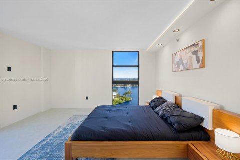 Condo in Aventura, Florida, 2 bedrooms  № 1975175 - photo 19
