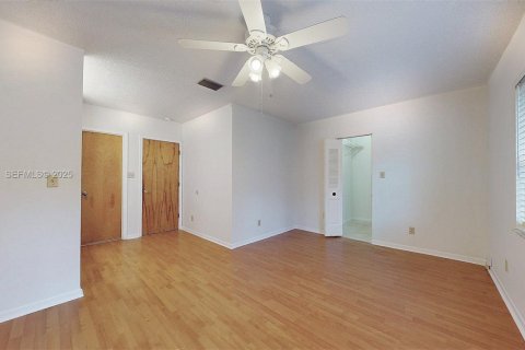 Adosado en venta en Miami, Florida, 2 dormitorios, 102.19 m2 № 1992051 - foto 22