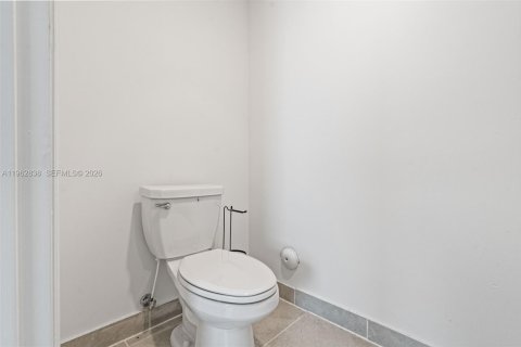 Купить виллу или дом в Хомстед, Флорида 3 спальни, 123.65м2, № 2024158 - фото 15