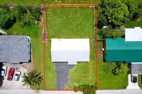 House in Belle Glade, Florida 2 bedrooms, 107.58 sq.m. № 2193090 - photo 25