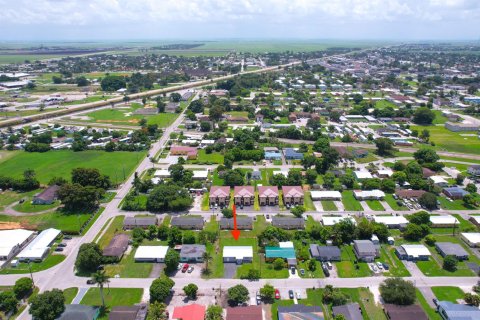 House in Belle Glade, Florida 2 bedrooms, 107.58 sq.m. № 2193090 - photo 26