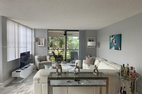 Copropriété à louer à Pembroke Pines, Floride: 2 chambres, 104.05 m2 № 1999535 - photo 5