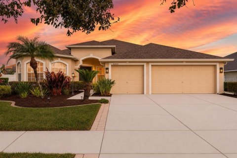 Villa ou maison à Land O' Lakes, Floride 4 chambres, 285.95 m2 № 2375872