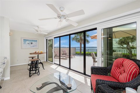 Condo in Englewood, Florida, 2 bedrooms  № 1793850 - photo 22
