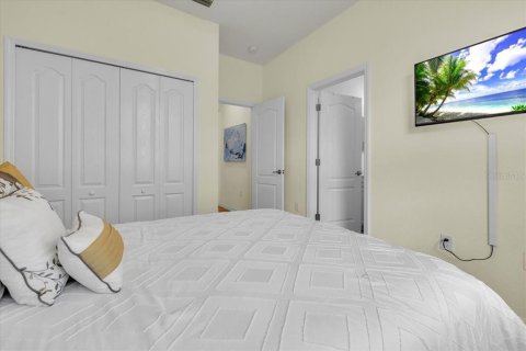 Villa ou maison à vendre à Fort Myers, Floride: 4 chambres, 188.78 m2 № 2415507 - photo 24