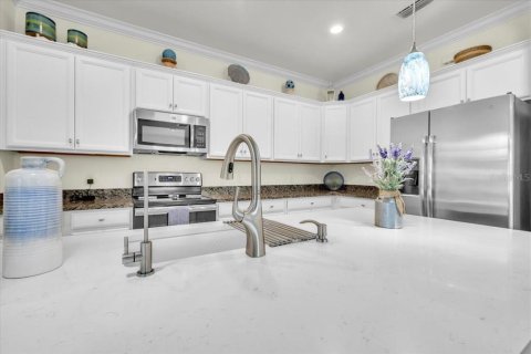 Villa ou maison à vendre à Fort Myers, Floride: 4 chambres, 188.78 m2 № 2415507 - photo 15