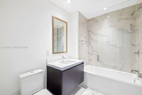 Снять в аренду кондоминиум в Майами, Флорида 2 спальни, 108.97м2, № 2044270 - фото 12