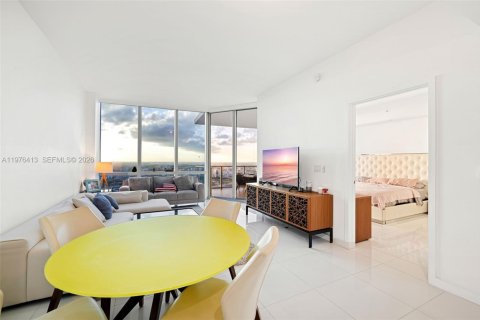 Снять в аренду кондоминиум в Майами, Флорида 2 спальни, 108.97м2, № 2044270 - фото 6