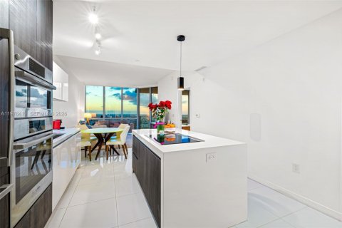 Снять в аренду кондоминиум в Майами, Флорида 2 спальни, 108.97м2, № 2044270 - фото 4