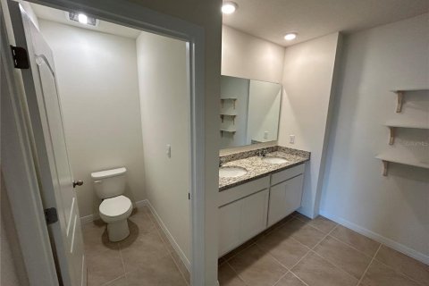 Villa ou maison à louer à Ocoee, Floride: 5 chambres, 229.47 m2 № 2094733 - photo 27