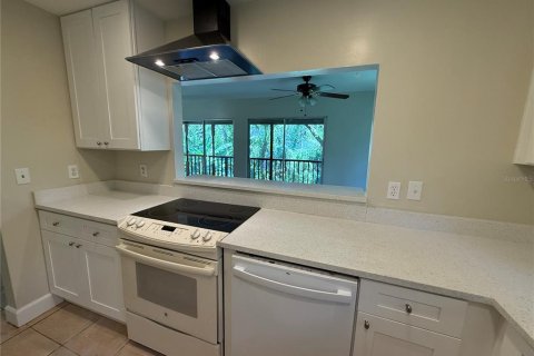 Casa en alquiler en Tampa, Florida, 2 dormitorios, 80.27 m2 № 1906104 - foto 24