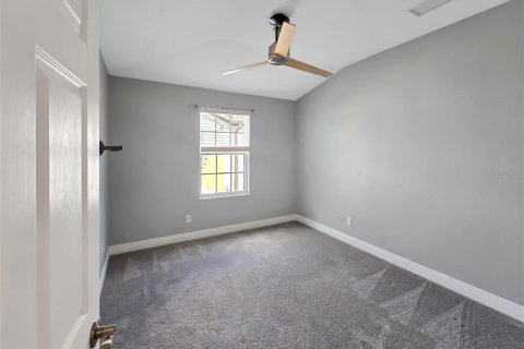 Townhouse in Bradenton, Florida 3 bedrooms, 200.02 sq.m. № 1903313 - photo 17