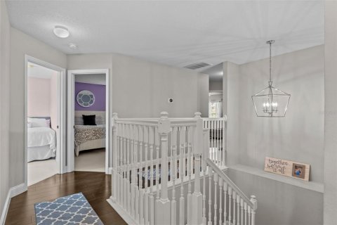 House in Orlando, Florida 6 bedrooms, 260.5 sq.m. № 1804124 - photo 12